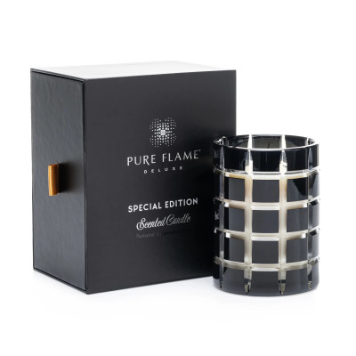 Ypatinga "DELUXE" POUDREE BLACK CRYSTAL EDITION  kvepianti žvakė krištolo inde