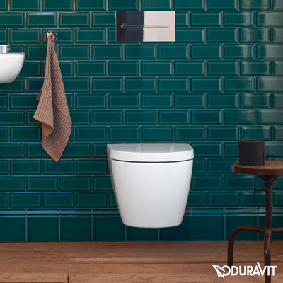 Pakabinamas klozetas Duravit Me by Starck compact "Rimless", su "soft close" dangčiu