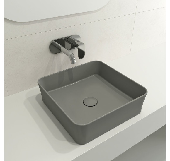 IŠPARDAVIMAS. BOCCHI Sottile Slim Line kvadratinis ant stalviršio pastatomas praustuvas 385 x 385 mm (smulkus defektas)