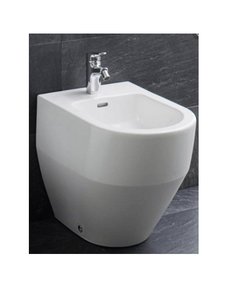 Laufen Pro prie sienos statoma bide