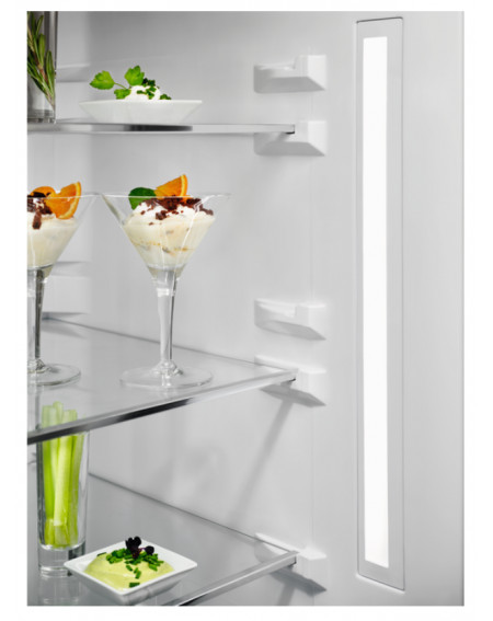 Šaldytuvas ELECTROLUX LNT7ME36K2